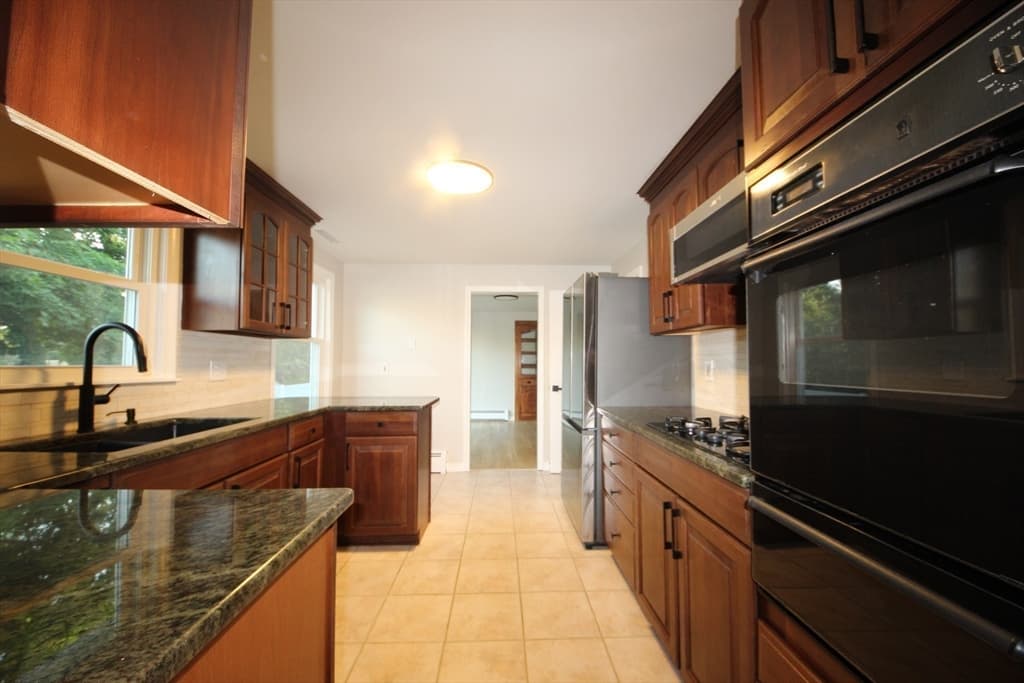 Casa em Dracut — foto 5