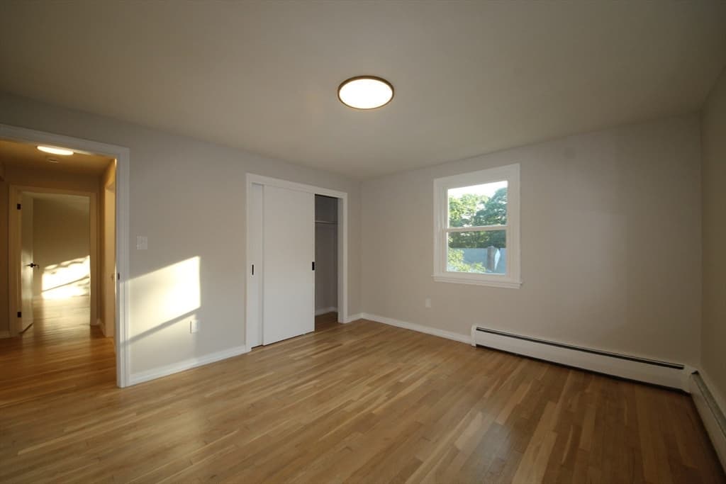 Casa em Dracut — foto 9