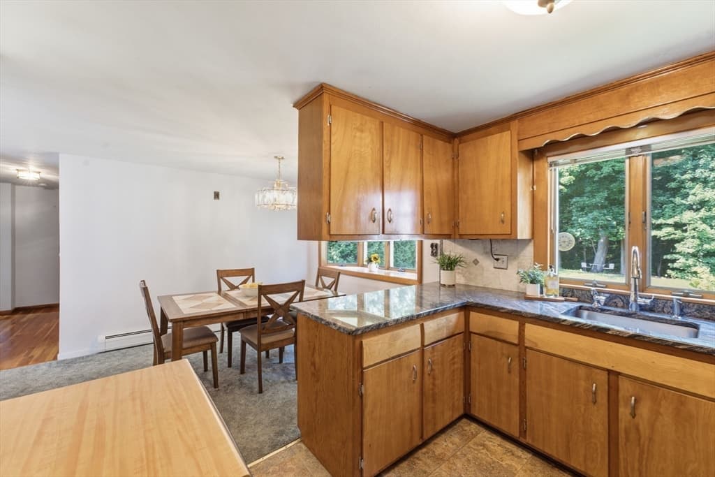 Casa em Ludlow — foto 6