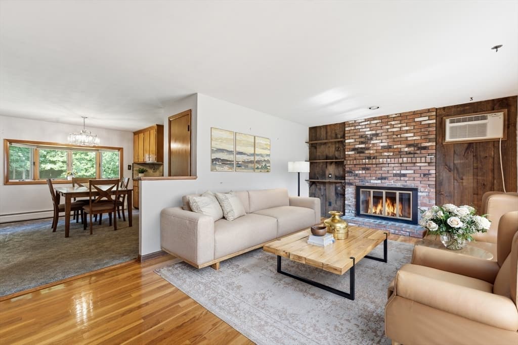 Casa em Ludlow — foto 3