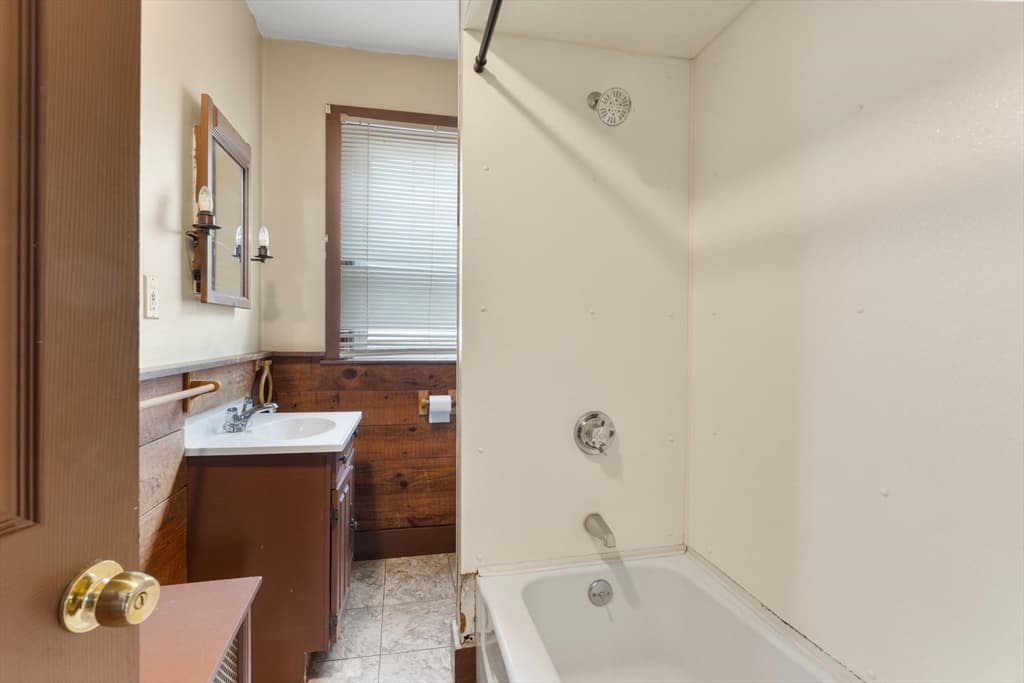 Casa em Pawtucket — foto 8