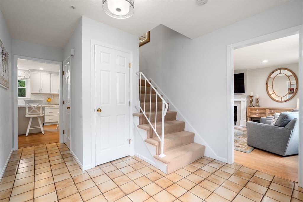 Casa em Framingham — foto 3