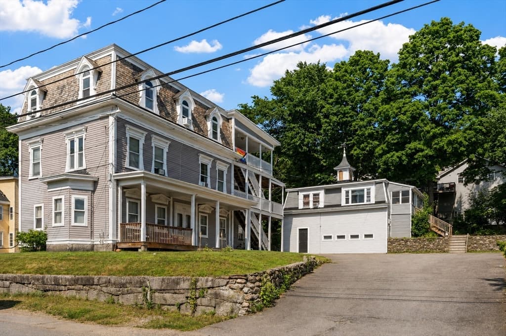 Multi-família em Fitchburg