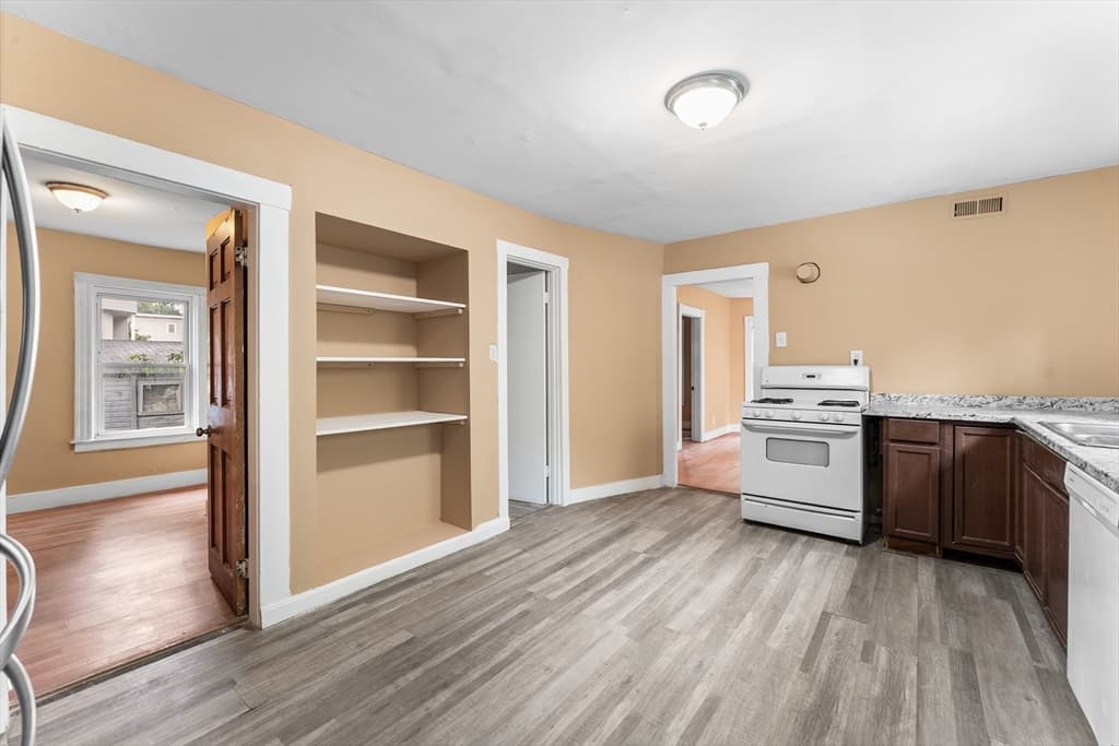Multi-família em Worcester — foto 6