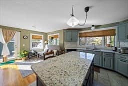 Casa em Middleboro — foto 5