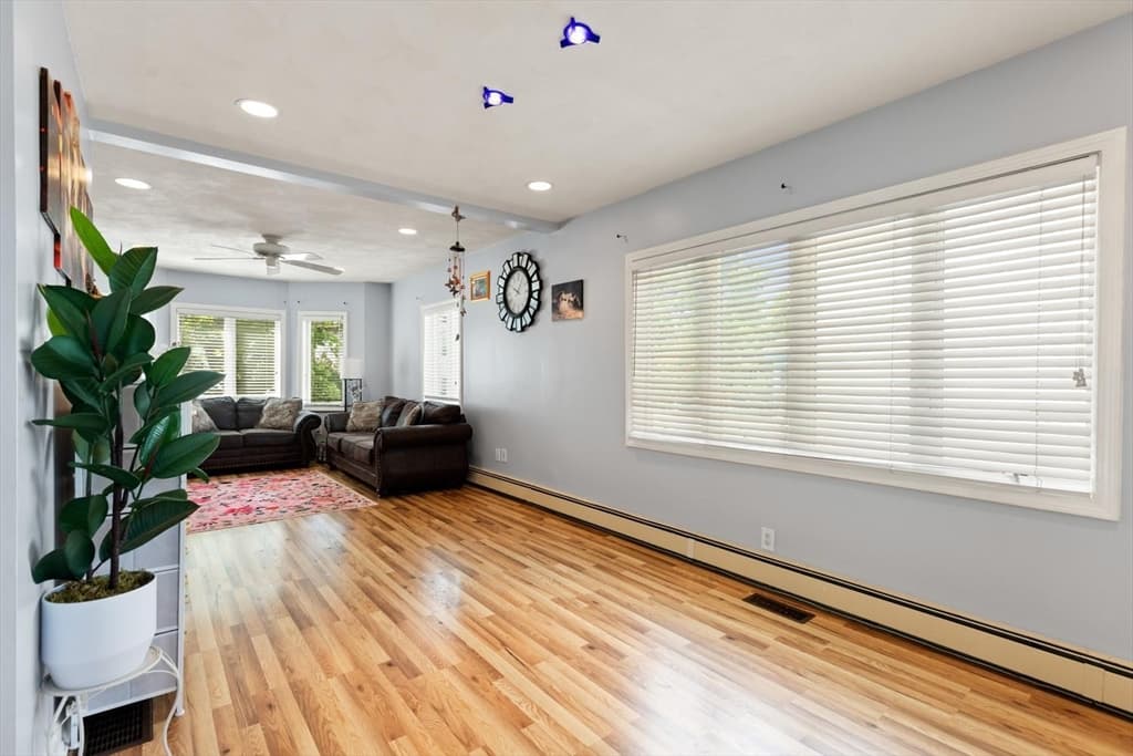 Casa em Saugus — foto 6