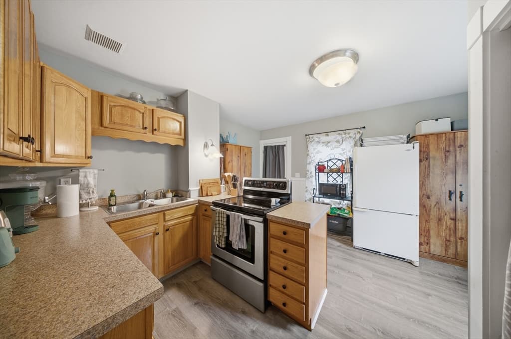 Multi-família em Uxbridge — foto 6