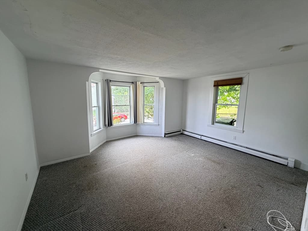 Multi-família em Marlborough — foto 8