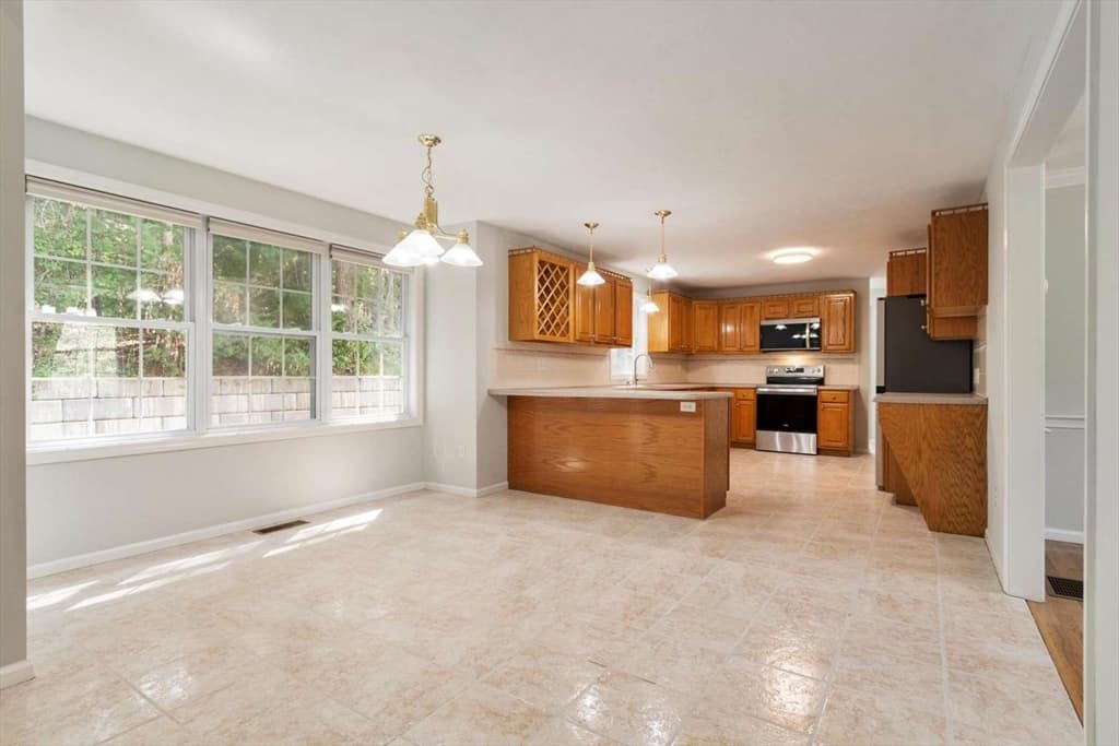 Casa em Maynard — foto 6