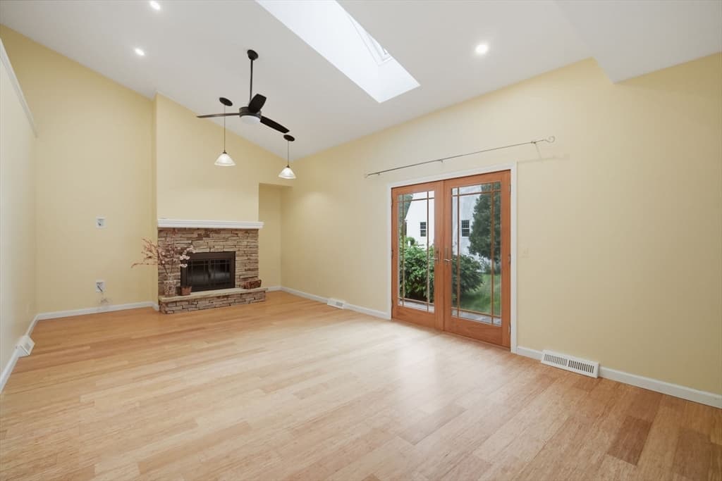 Casa em Wilbraham — foto 8