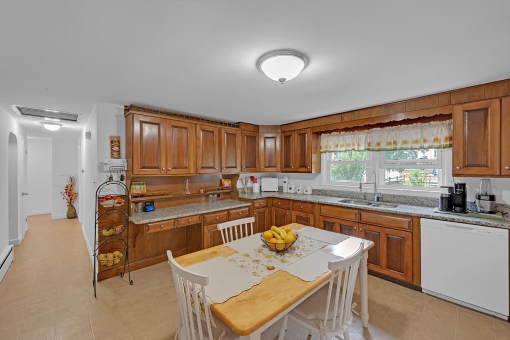 Casa em Leominster — foto 6