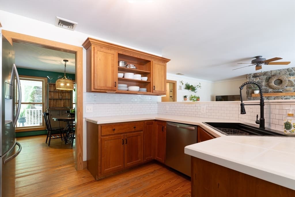 Casa em Belchertown — foto 5