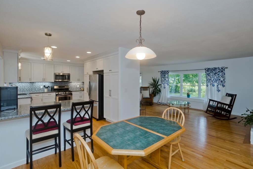 Casa em Longmeadow — foto 7
