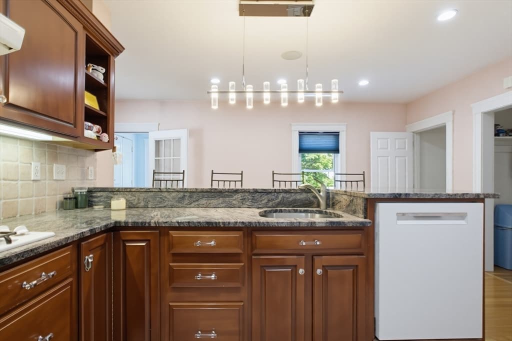 Casa em Dedham — foto 6