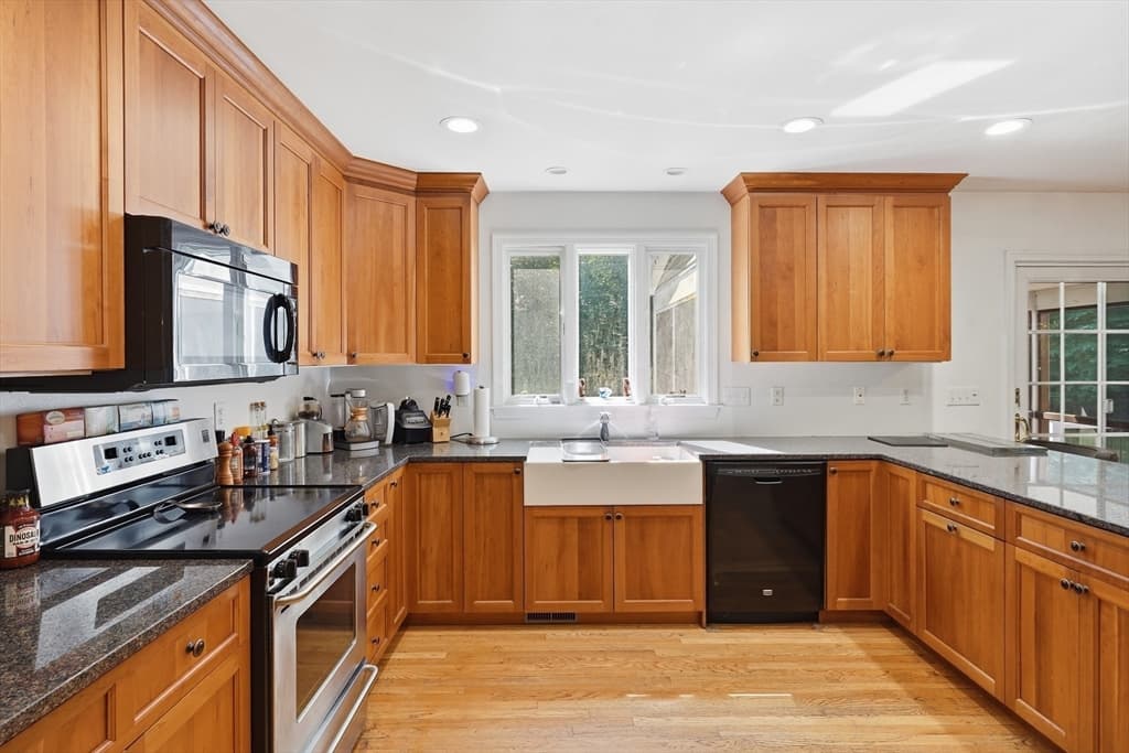 Casa em North Attleboro — foto 6