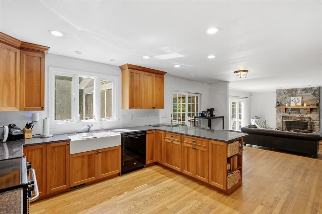 Casa em North Attleboro — foto 5