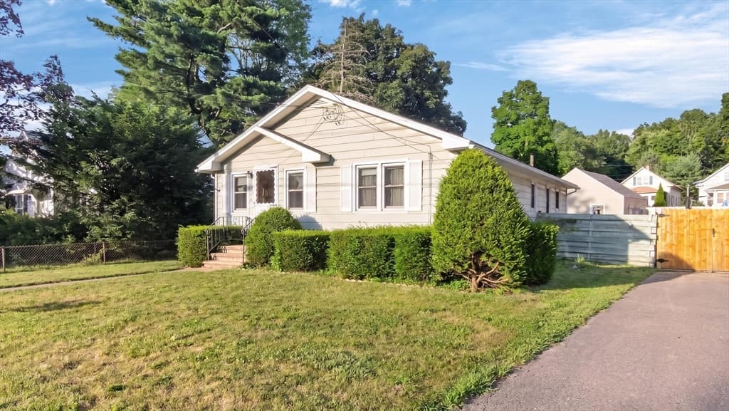 Casa em East Longmeadow — foto 2