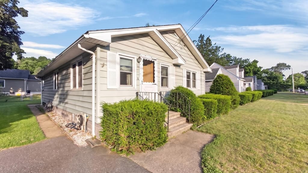 Casa em East Longmeadow