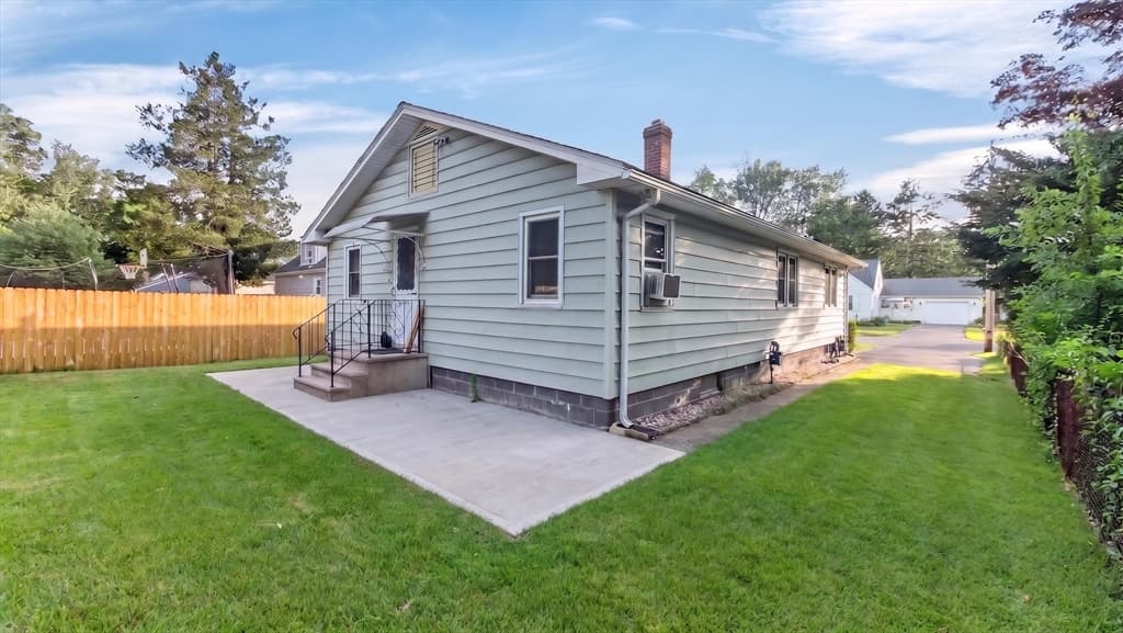 Casa em East Longmeadow — foto 4