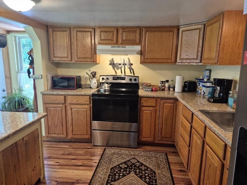 Casa em Belchertown — foto 8