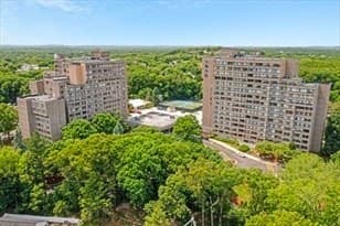 Condomínio em Newton