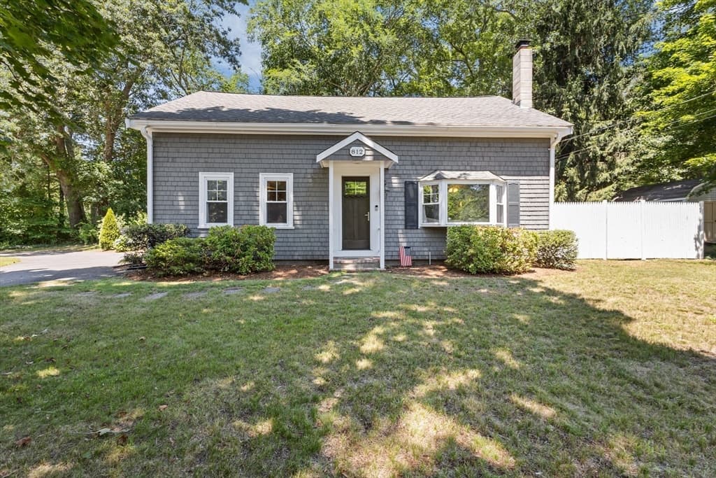 Casa em Middleboro — foto 2