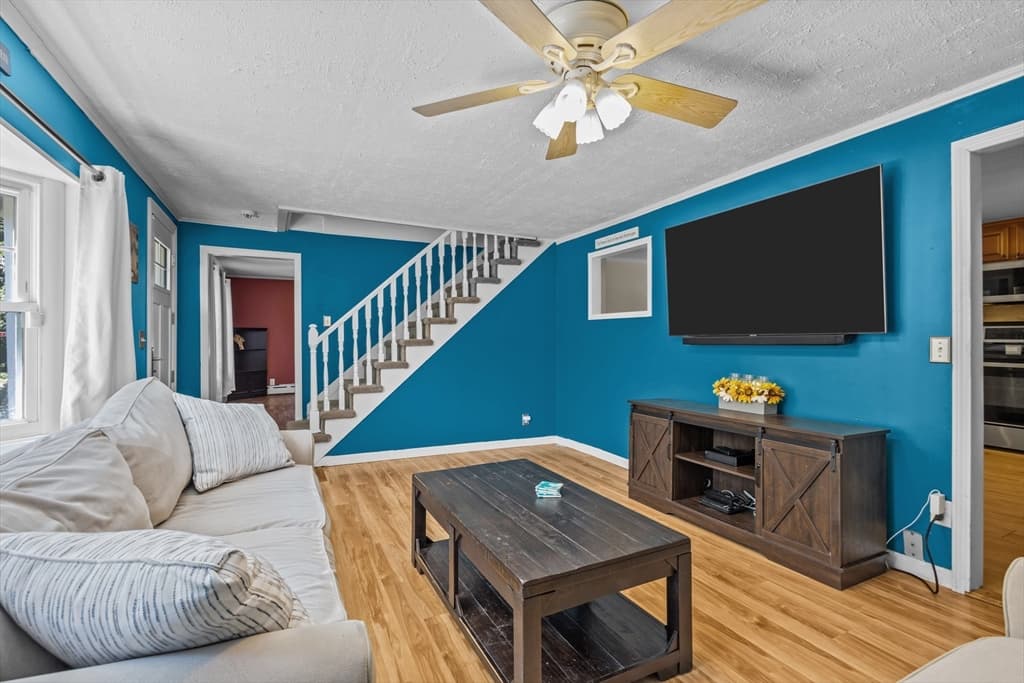 Casa em Middleboro — foto 9