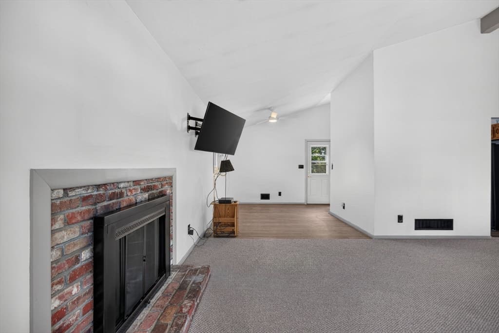 Casa em Peabody — foto 8