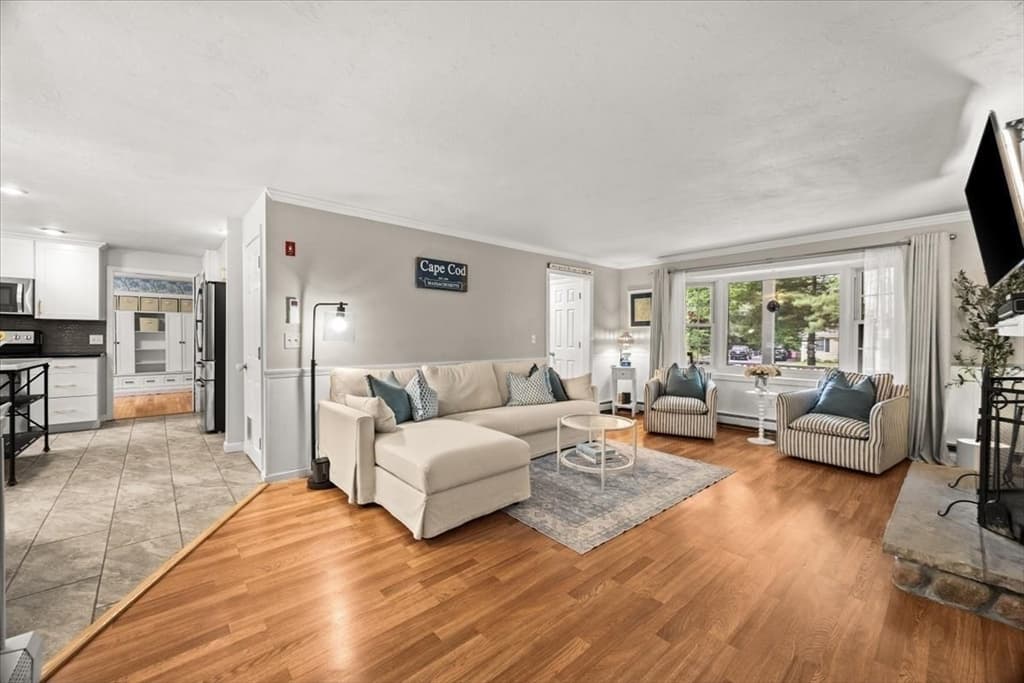 Casa em Raynham — foto 8