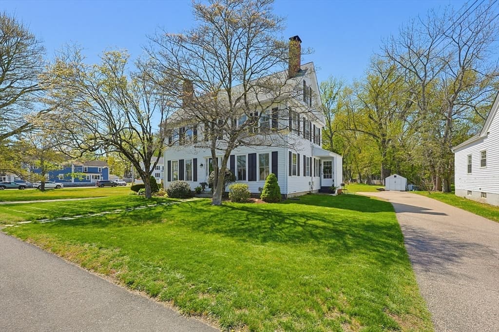 Casa em Holliston — foto 2