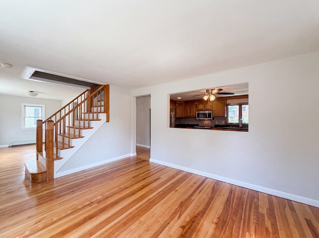 Casa em Peabody — foto 6