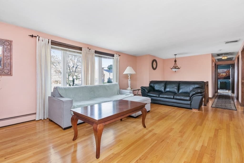 Casa em Waltham — foto 5