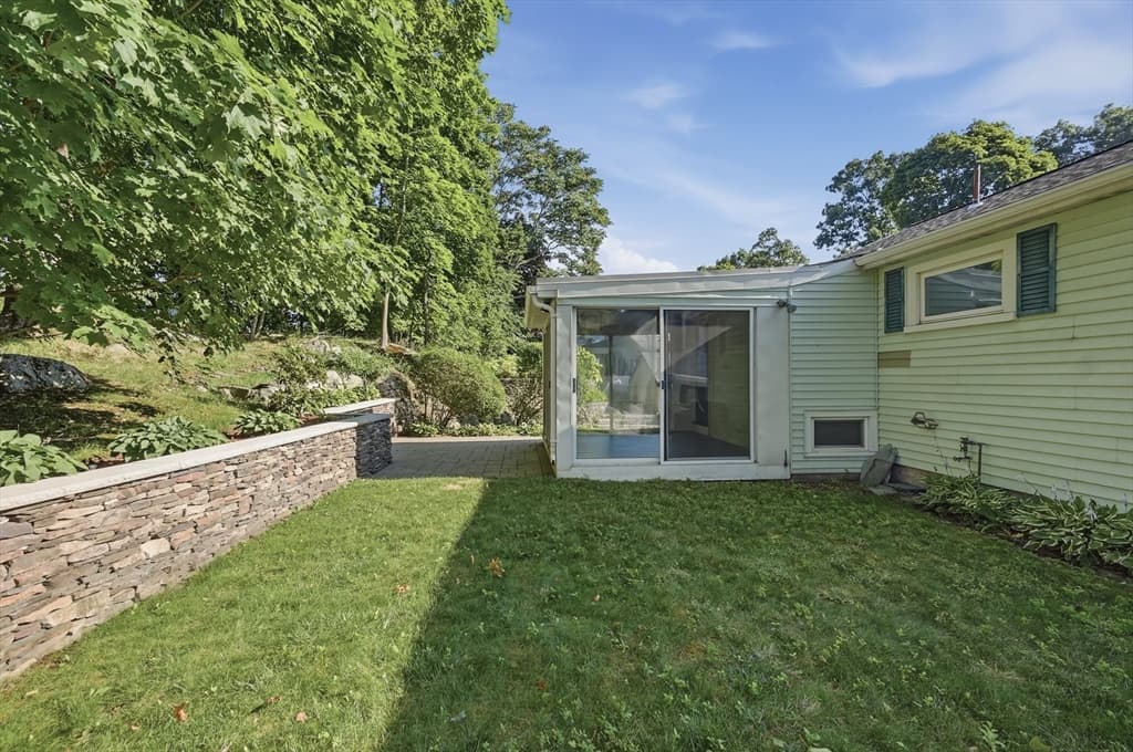 Casa em Woburn — foto 6