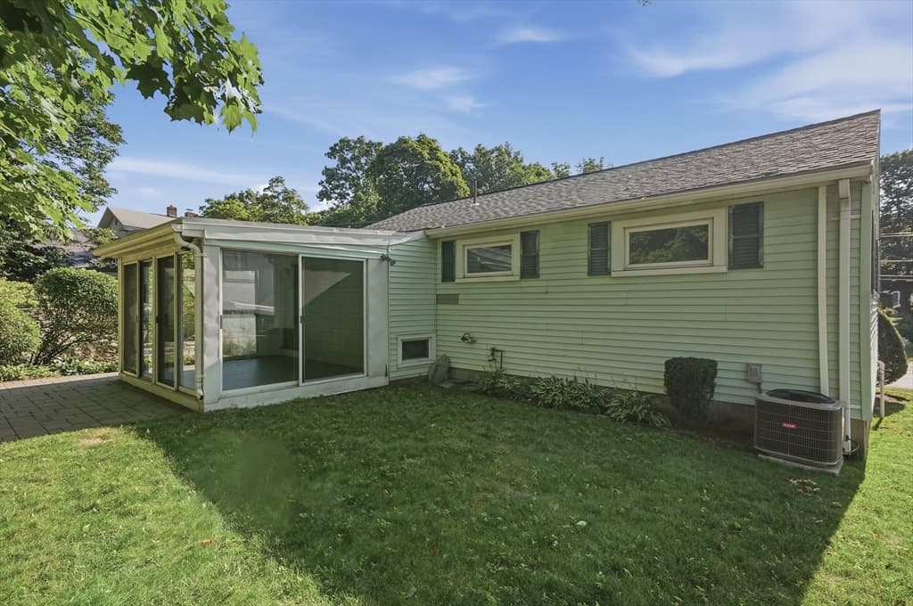 Casa em Woburn — foto 5