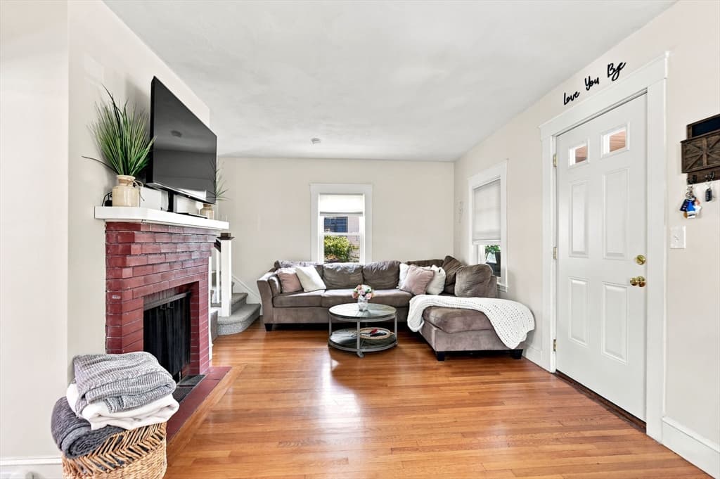 Casa em Quincy — foto 2