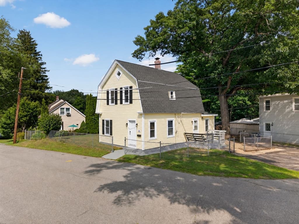 Casa em Dracut — foto 2