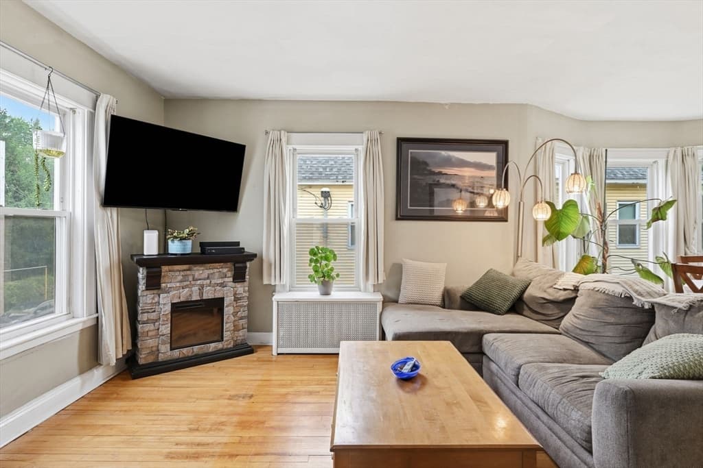 Multi-família em Holyoke — foto 6