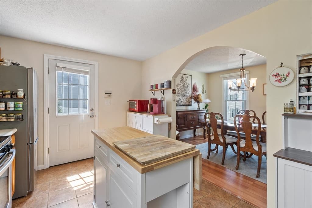 Casa em Dracut — foto 8