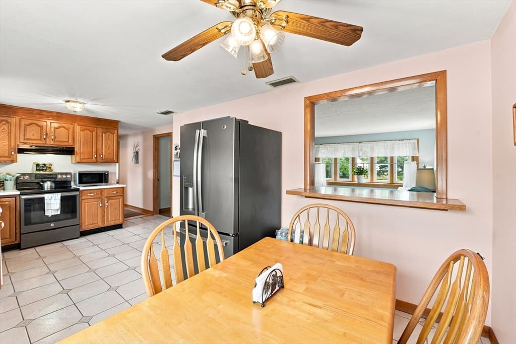 Casa em Holyoke — foto 5