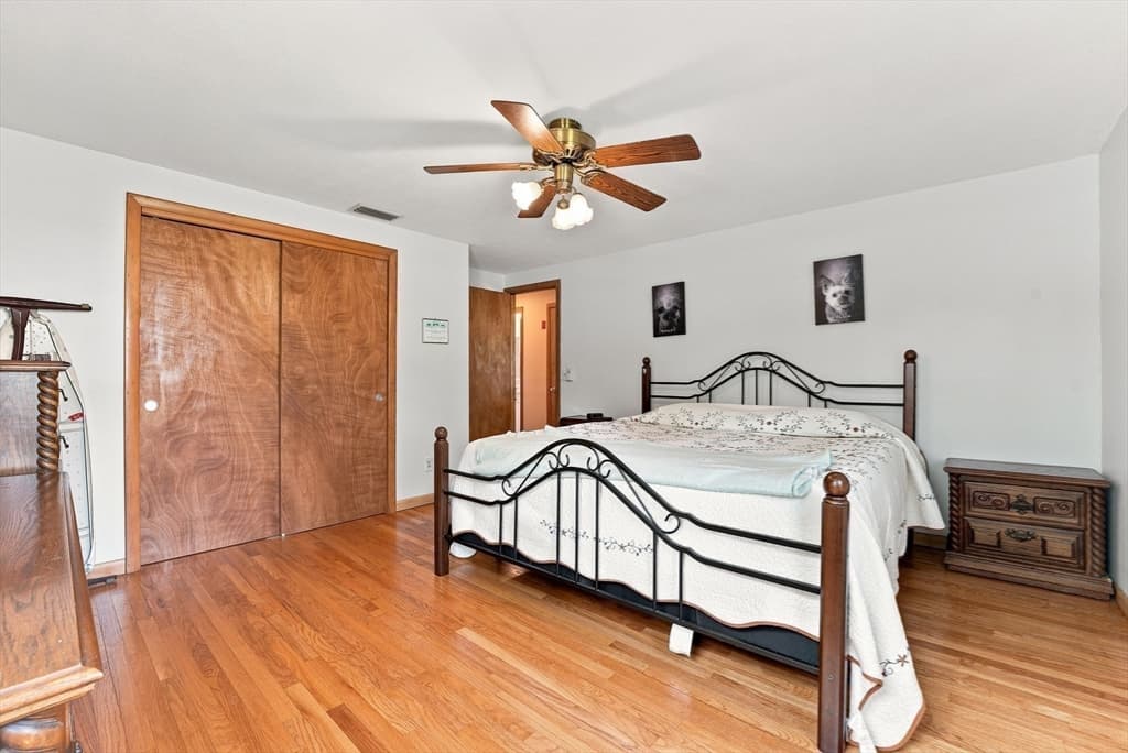 Casa em Holyoke — foto 8
