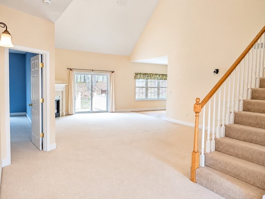 Casa em Tyngsborough — foto 4