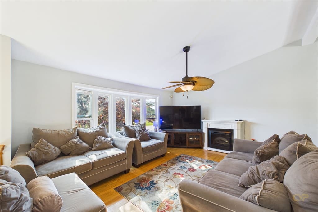 Casa em New Bedford — foto 6