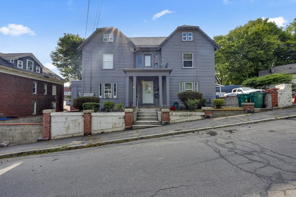 Multi-família em Fitchburg