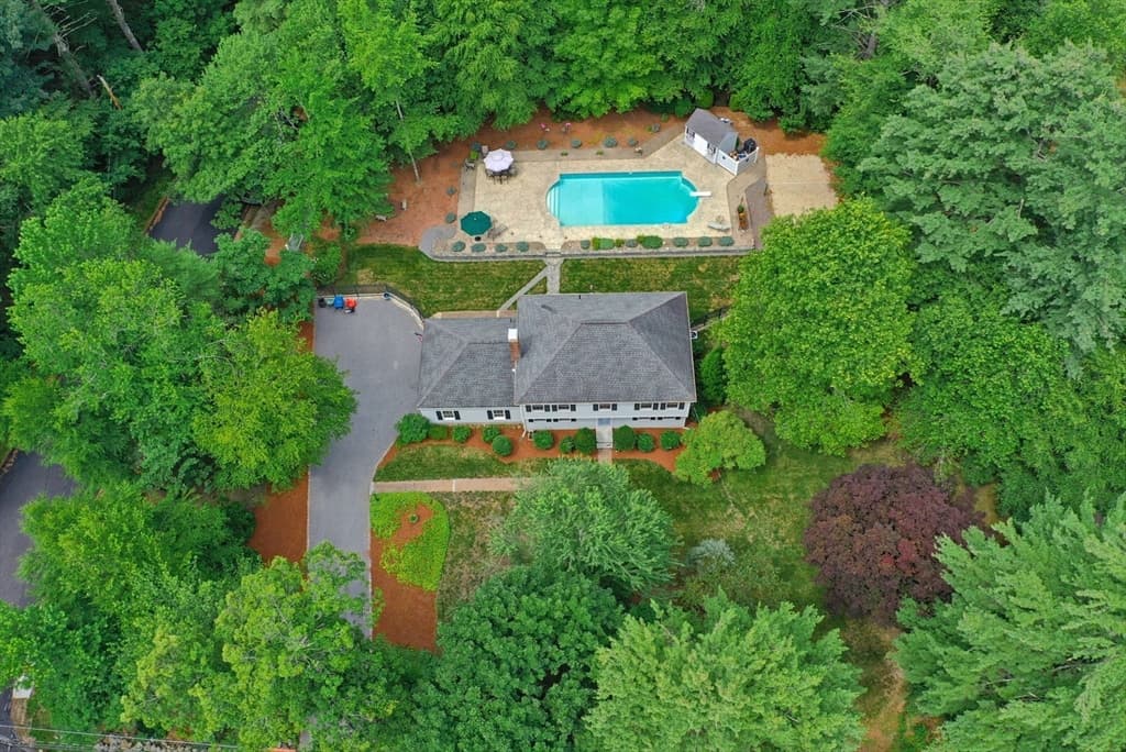 Casa em Hopkinton — foto 2