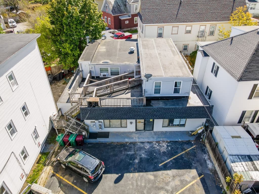 Multi-família em Lowell — foto 4