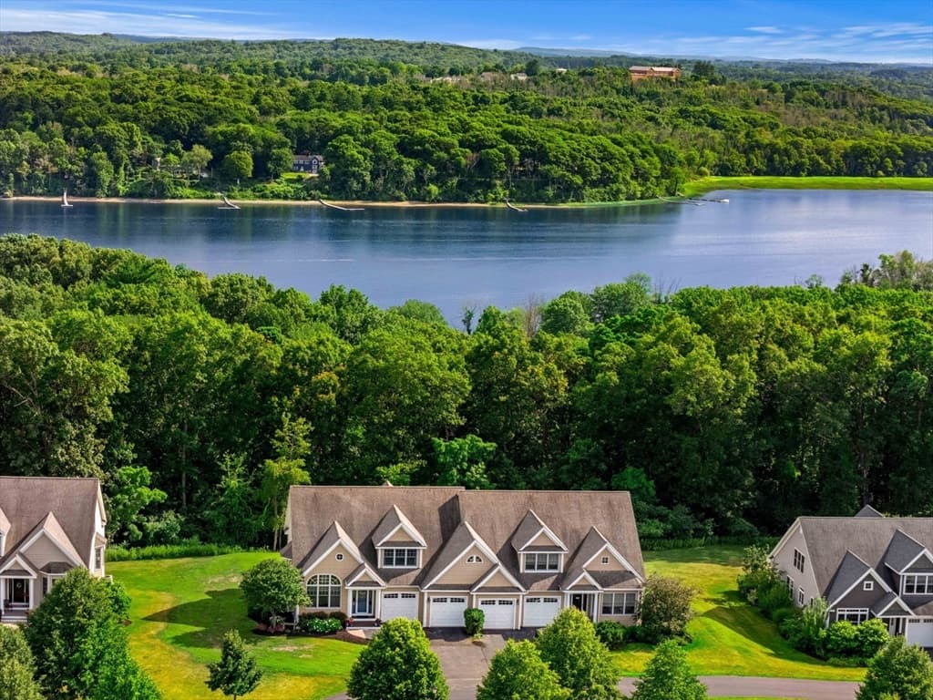 Condomínio em Amesbury