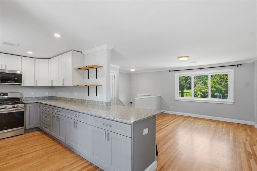 Casa em Holliston — foto 8