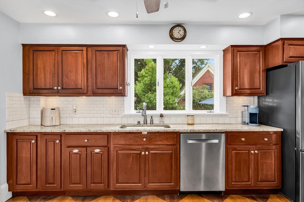Casa em Amesbury — foto 2
