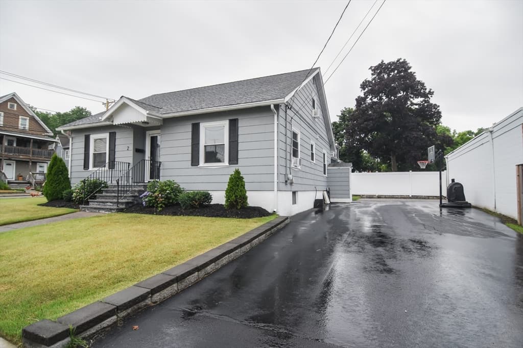 Casa em Attleboro — foto 2