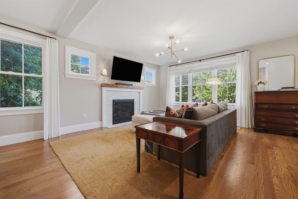 Casa em Natick — foto 6